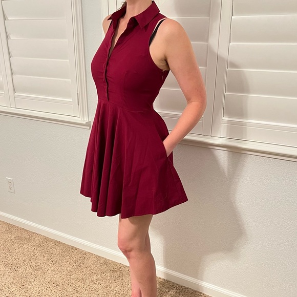 Express Fit and Flare Sleeveless Collared Dress | Color: Burgundy - Picture 8 of 11